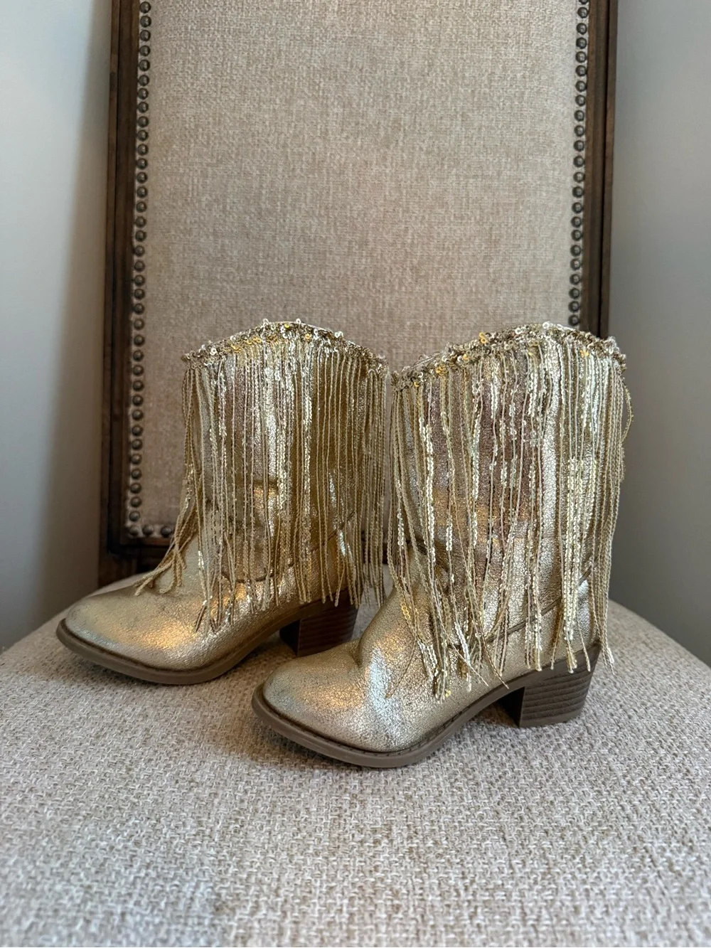 Girls Gold shiny glitter tassel cowgirl boots size toddler US 11 or 29